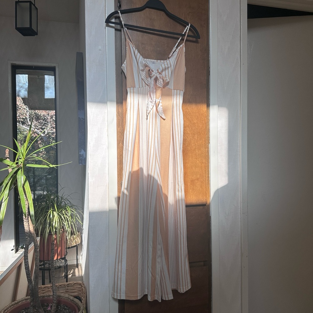 Cute summer jumpsuit yellow & white stripes